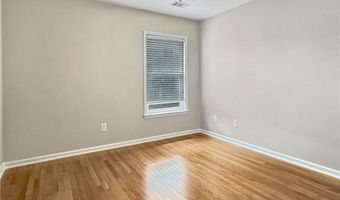 705 Redrift Ct, Alpharetta, GA 30005