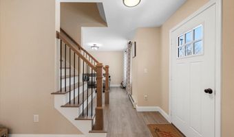 28 Murray Rd, Ashburnham, MA 01430