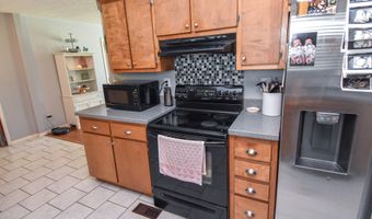 1579 Van Buren Rd, Barnesville, GA 30204