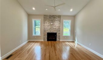 51 Sunset Lake Cir, Coventry, RI 02816