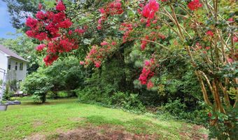 224 Brookhaven Ct, Acworth, GA 30102