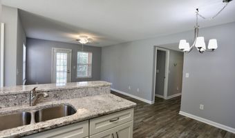 717 Chancery Ln, Aberdeen, NC 28315