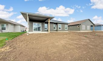 2405 E Tinley St, Brandon, SD 57005