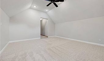 17713 157th Ter, Basehor, KS 66012