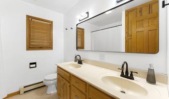 2405 W Sycamore Beach Rd, Angola, IN 46703