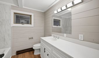 859 Moberg Rd, Becket, MA 01223