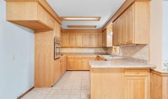 800 E Prairie Ln, Ash Grove, MO 65604
