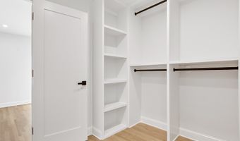 10 Greenwood Ave, Darien, CT 06820