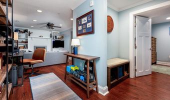 57 SPA Rd, Annapolis, MD 21401