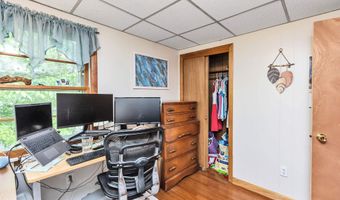 16 Clark Island Rd, Amherst, NH 03031