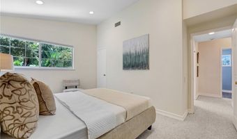 17043 Empanada Pl, Encino, CA 91436