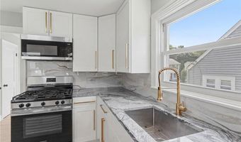 27 Norman St, Cumberland, RI 02864