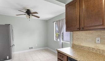 192 Clubhouse Dr, Middletown, NJ 07748