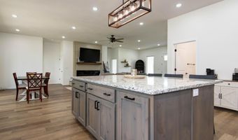 21696 Lawrence 1230, Aurora, MO 65605