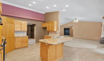 13331 Waco Dr, Apple Valley, CA 92308