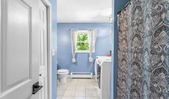 75 Marsh Rd, Belfast, ME 04915