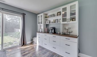 919 Angus Ln, Indianapolis, IN 46217