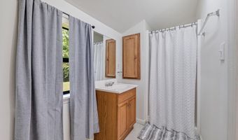 1810 PINEVIEW Dr, Alexander City, AL 35010