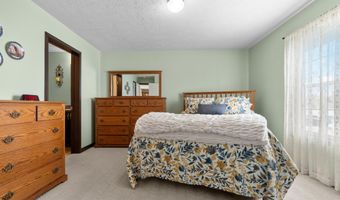 4210 Leeward Ln, Allendale, MI 49401
