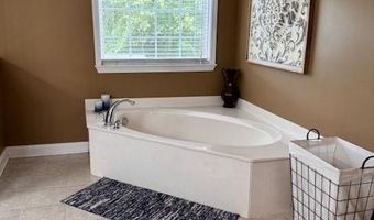 495 Hanley Rd, Hull, GA 30646