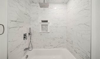 4 Orford St, North Providence, RI 02904