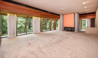 2300 S CEDAR CREST Blvd, Allentown, PA 18103