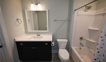 1637 JAMES BURT Pkwy, Auburn, AL 36830