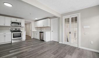 3255 Winding Creek Dr, Columbus, OH 43223