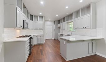 47 Cresswell Dr, Bella Vista, AR 72714