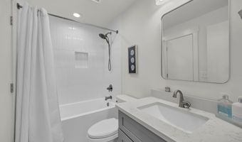 305 S Bald Head Wynd 10, Bald Head Island, NC 28461