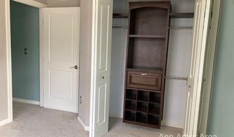 330 Glenwood St, Ann Arbor, MI 48103