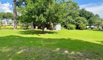 300 Blackmon St S, Bethune, SC 29009