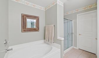 1 Parkside Ct, Algonquin, IL 60102