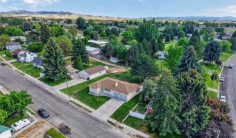 420 Taylor St, American Falls, ID 83211