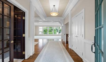 1505 Edgewater Ave, Arden Hills, MN 55112