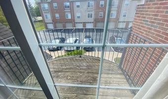 119 W Oakbrook Dr, Ann Arbor, MI 48103