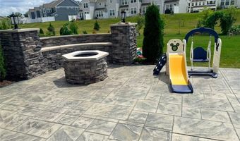 863 River Run Rd, Aurora, OH 44202