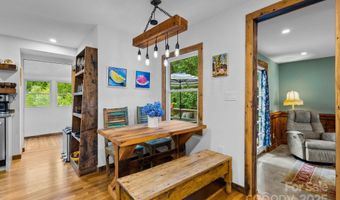 200 Aurora Dr, Asheville, NC 28805