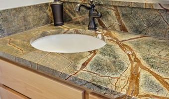 1940 Soda Mountain Rd, Ashland, OR 97520