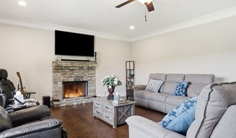 449 Tom Avery Dr, Ball Ground, GA 30107