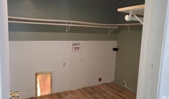 341 Baker St, Hawthorne, NV 89415