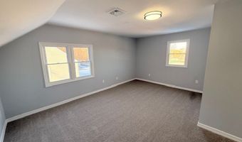 83 Academy St, Andover, NJ 07801