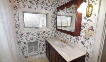 569 Buck Hill Rd, Arlington, VT 05250