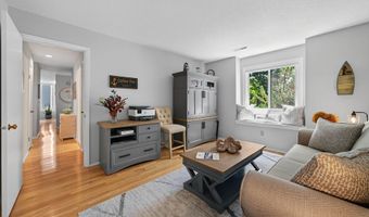 42 Turtle Bay Dr 42, Branford, CT 06405