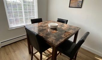 6 Canterbury Ct 6, Brookfield, CT 06804