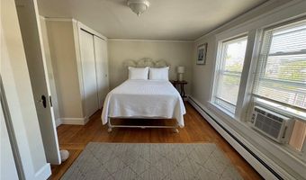 49 Connection St, Newport, RI 02840