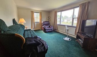 381 Birch St, Bangor, ME 04401
