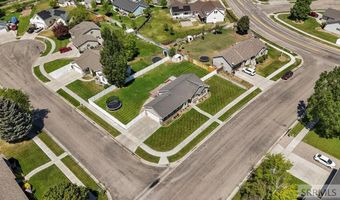3840 Summerwood Ln, Ammon, ID 83406