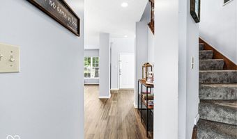 414 Winterwood Dr, Avon, IN 46123