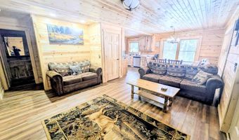 2423 9th Dr, Adams, WI 53910